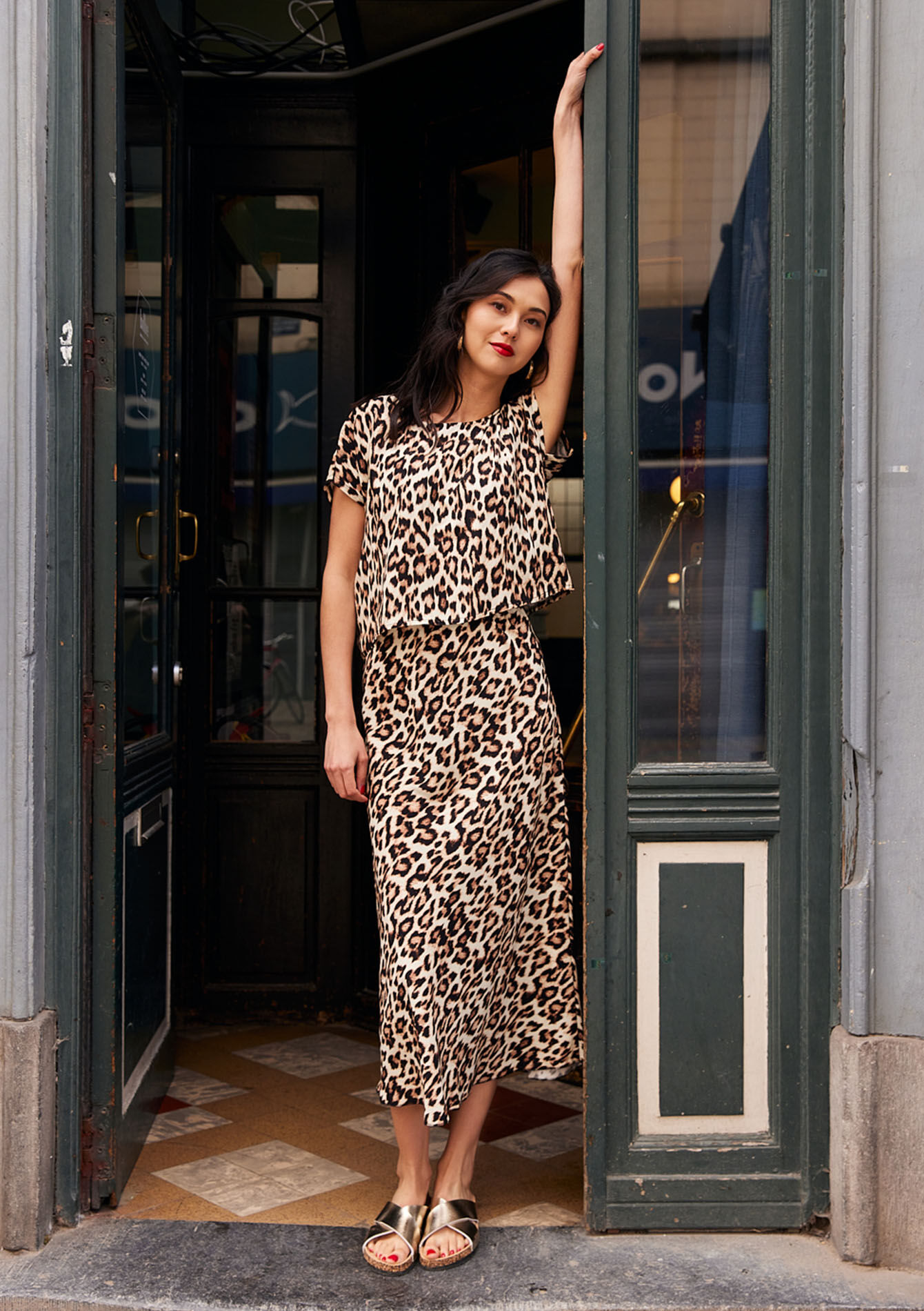 Skirt with leopard print, , back