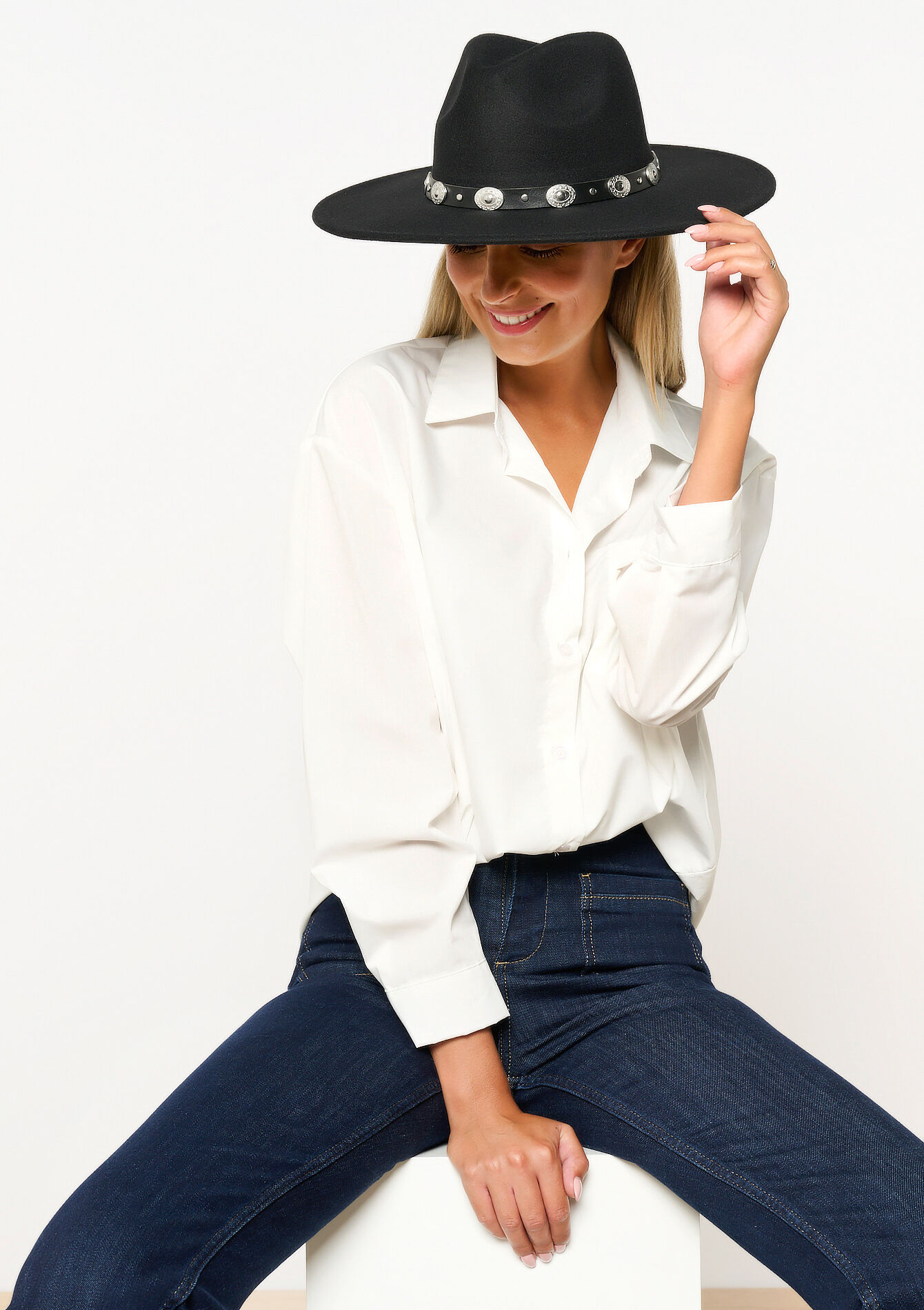 Hat with western detail, , detail_model