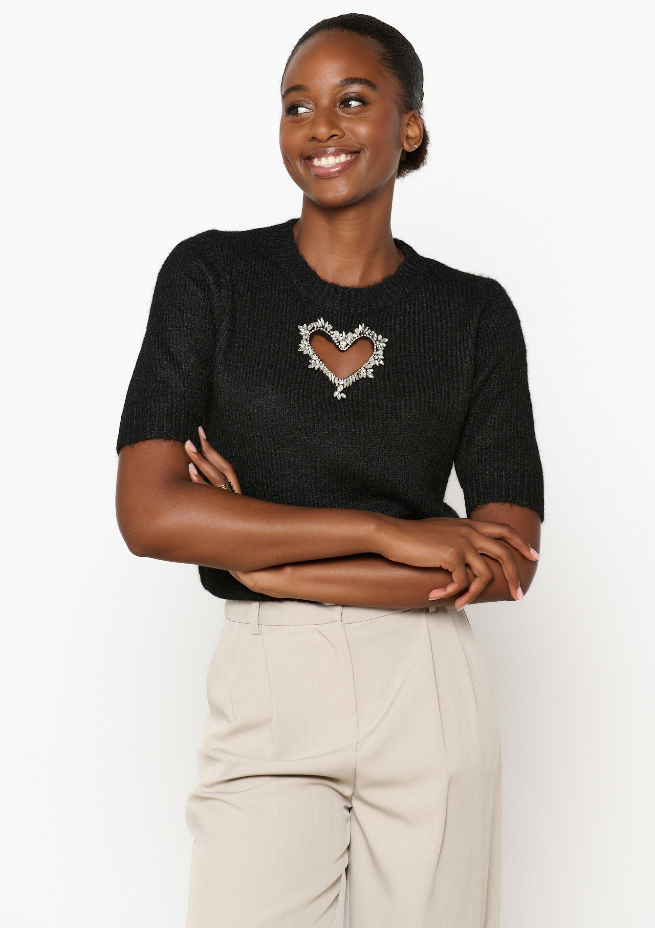 Pullover with heart and rhinestones, , hi-res