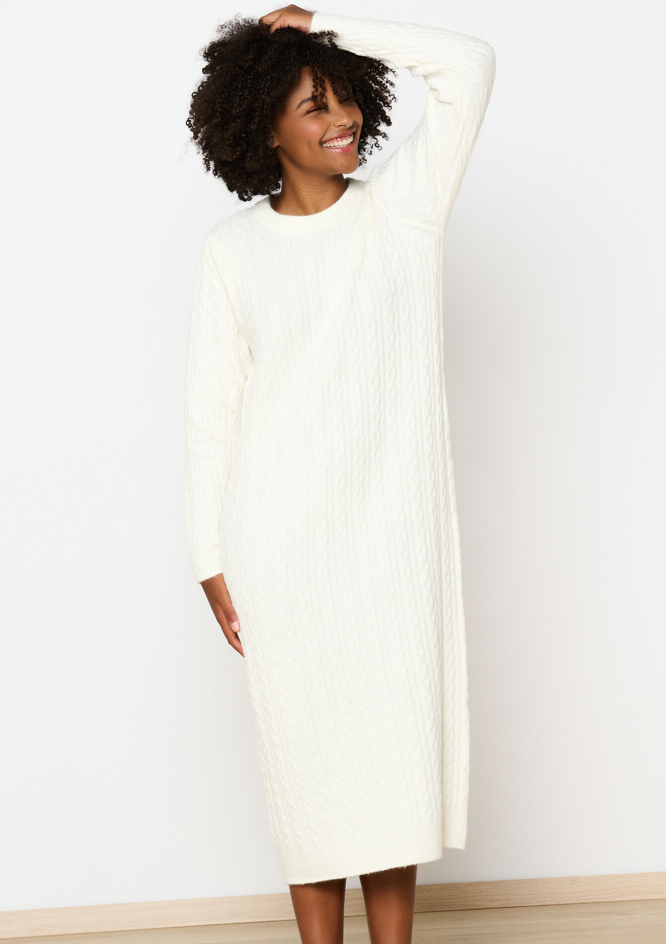 Cable-knitted sweater dress, , hi-res