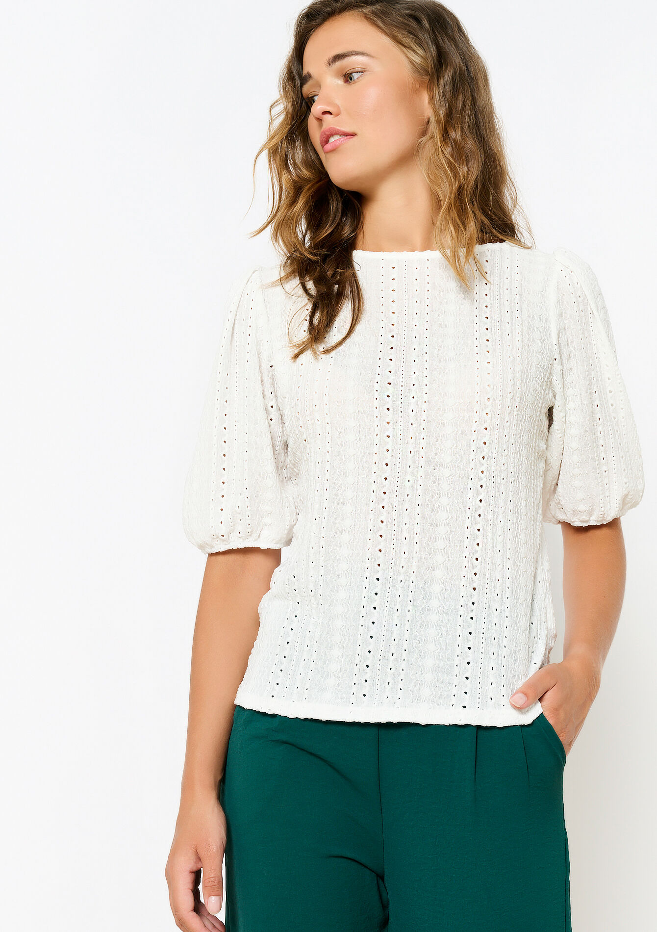 T-shirt met broderie anglaise, , back