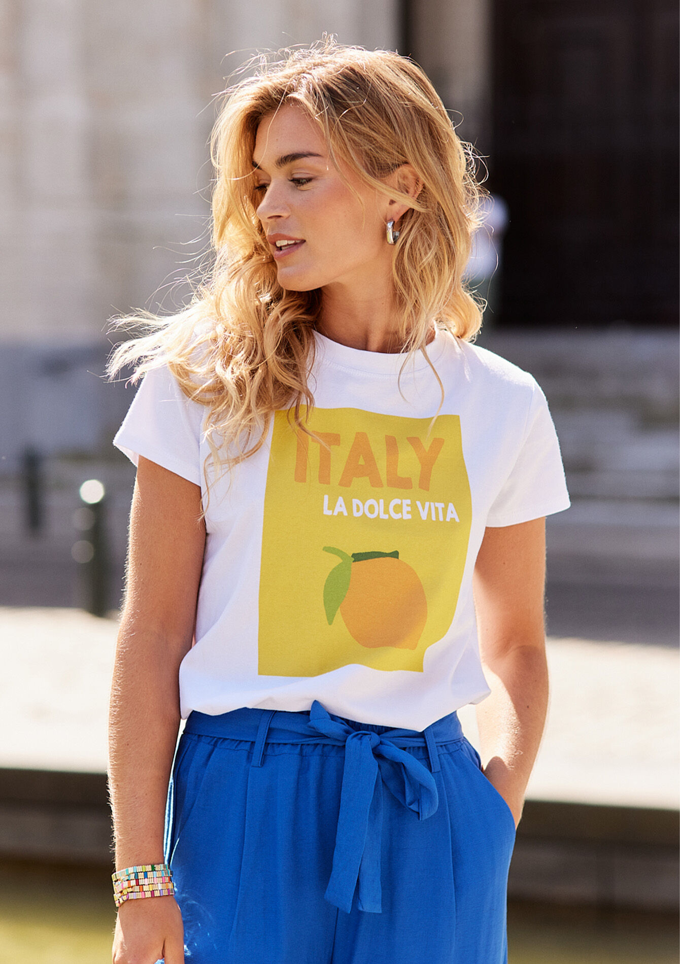 T-shirt avec illustration, , back