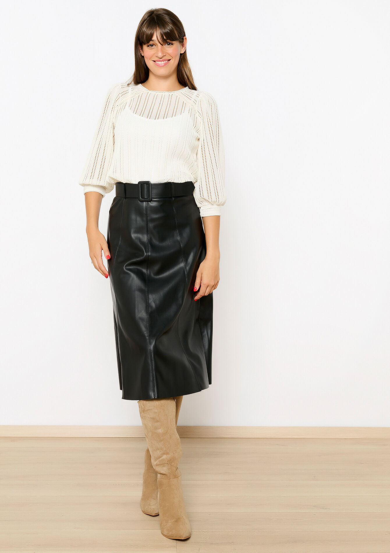 Midiskirt in imitation leather, , back