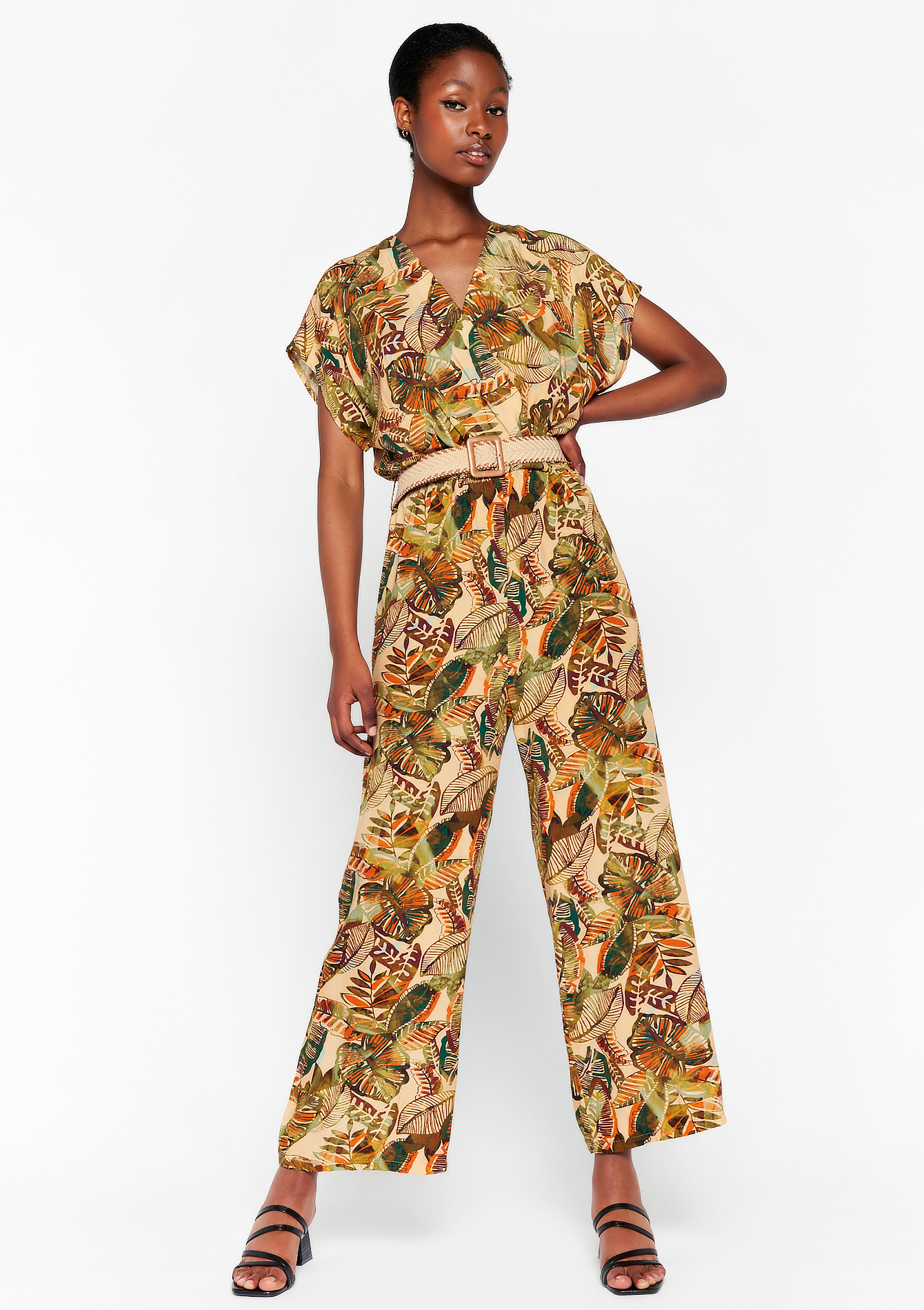 Jumpsuit with leaf print - LolaLiza