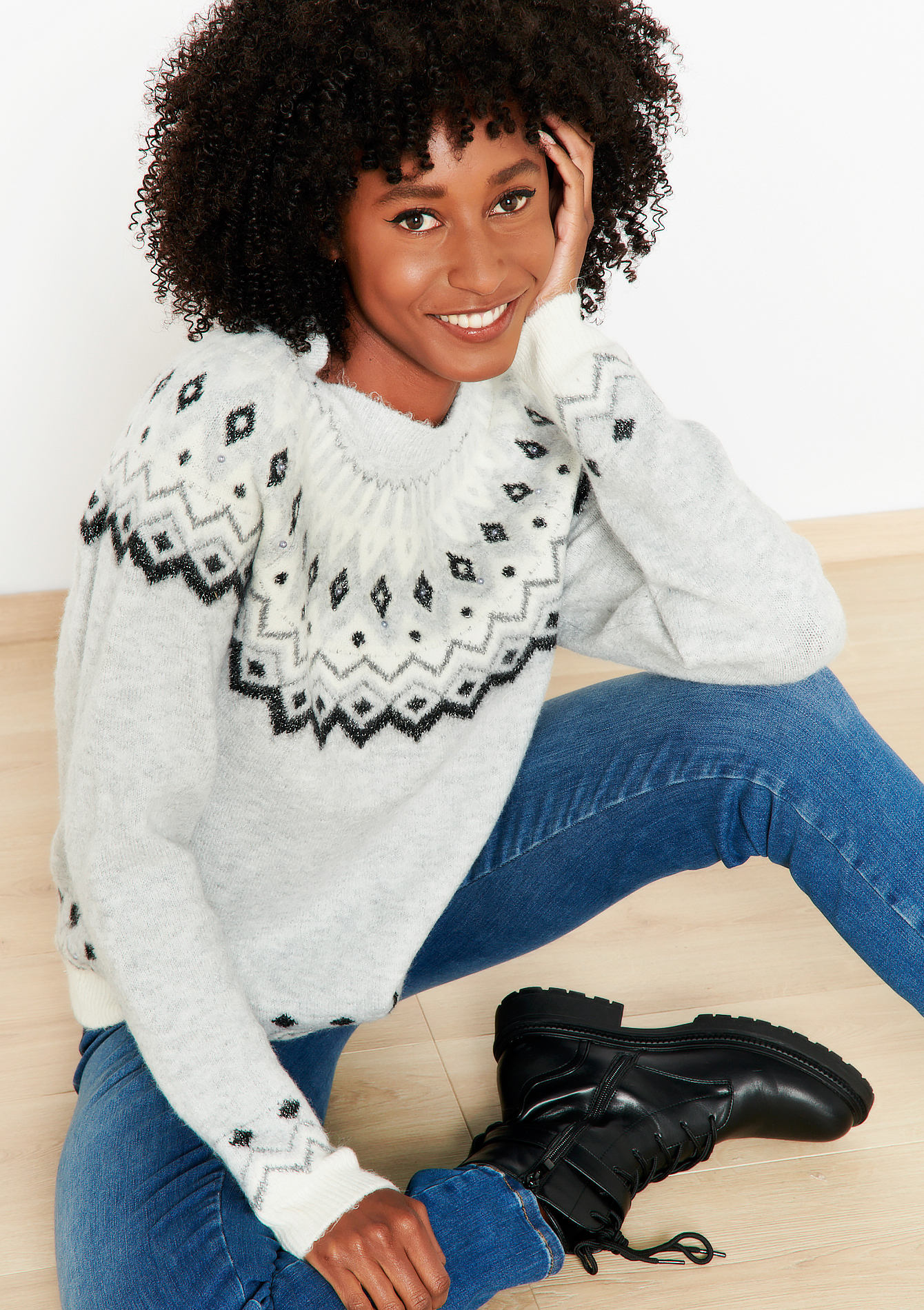 Jacquard pullover with crewneck - LolaLiza