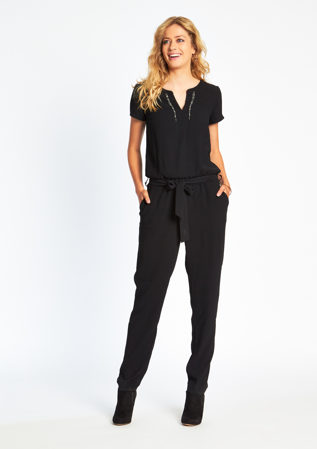 Jumpsuit with belt and pockets - LolaLiza